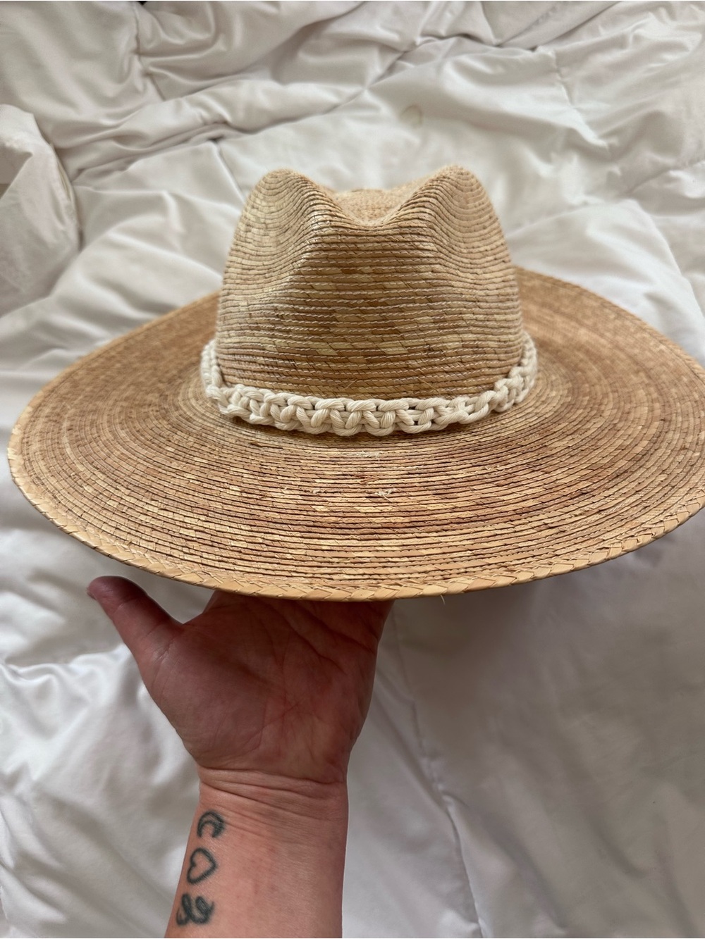 Lack of Color - Wide Brim Straw Sun Hat in Natural Tan - size xl